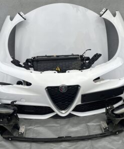 Alfa Romeo Giulia Veloce 2.0 Petrol Front