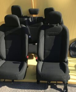 Jeep wrangler jl sahara seats