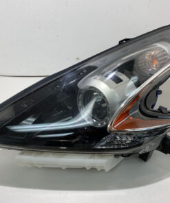 2017-2020 Nissan 370Z Driver Side Xenon HID Headlight